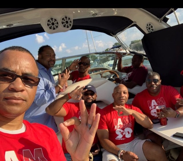 billionbanker's tweet photo. Summer tyme Chi on the boat

#nupelife https://t.co/TGcHR6a9Jl