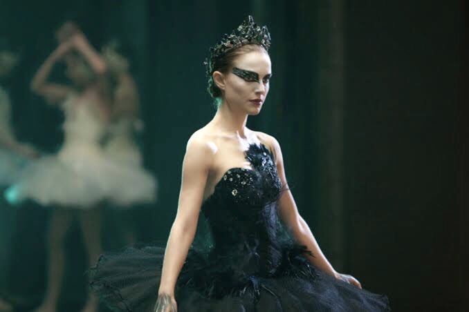 SSonsuzgun8's tweet photo. #blackswan #siyahkuğu

Acı, sevgiden beslenir https://t.co/0qHg6RwZ6j