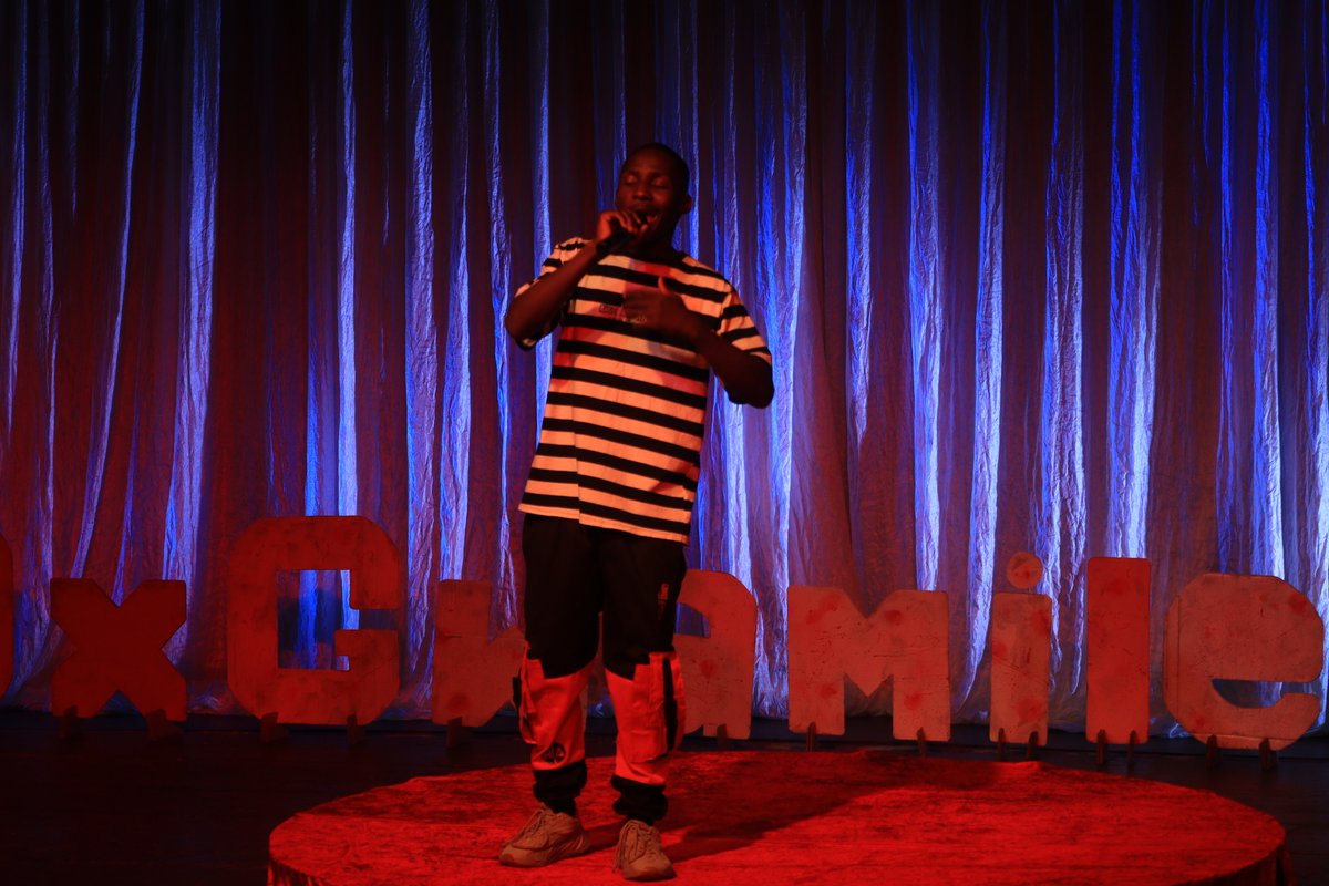 TedxGwamileSt's tweet photo. Rapper Ace Julz performing "Bambelela"
#TEDxGwamileStreet https://t.co/SWiXqeQoJJ
