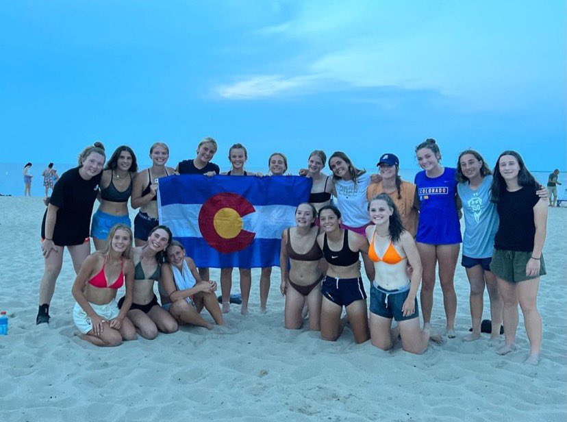 KHLax2025's tweet photo. And that’s a wrap! I just finished up my last tournament of the summer representing Colorado at American Select. I had an amazing time playing with this group of girls. Love you all <3 #coloradolacrosse #girlslacrosse #girlslax #americanselect #midfielder #playlikeagirl https://t.co/Vj1cO4tK20