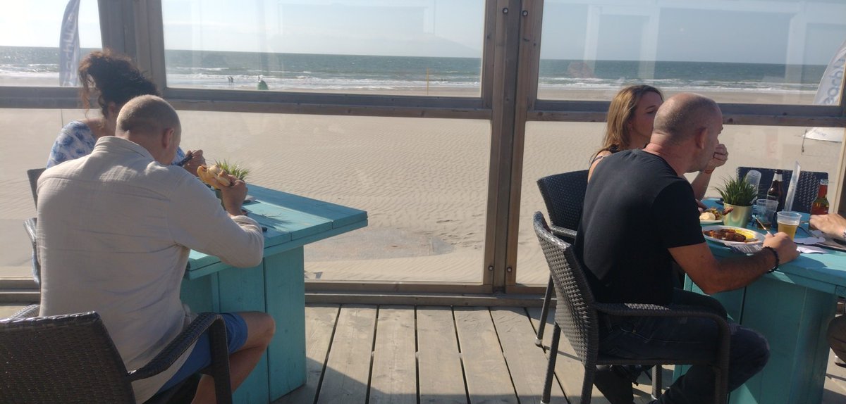 missmacisback73's tweet photo. Op de valreep nog een leuk feestje bezoeken? ๐โ๏ธ๐ Lekker dansen aan t strand met o.a. @DJJeanMusic
Kom dan snel naar BeachLine in s'gravezande, meer info via de link ๐
https://t.co/JPIzg7ewBZ https://t.co/6aIOpxXr8l