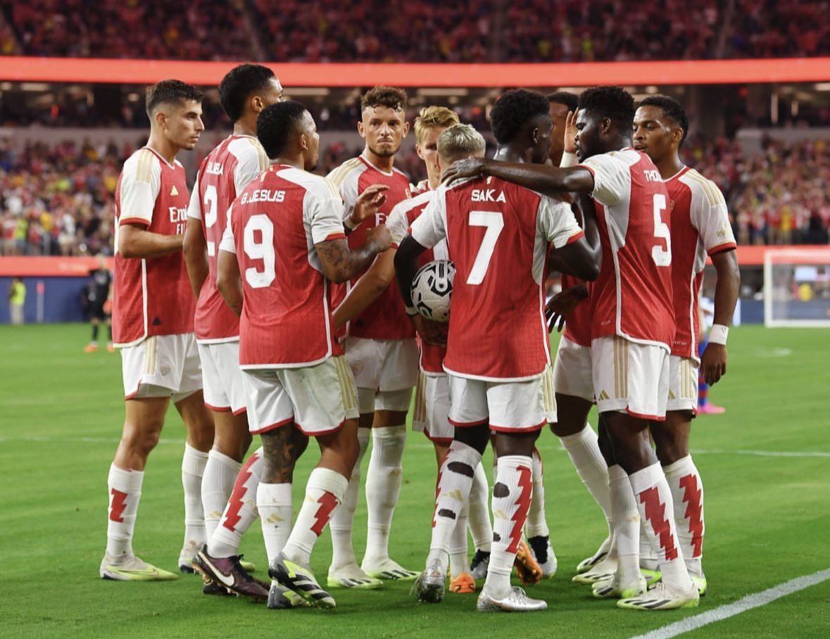 Punch Drunk Arsenal tweet media