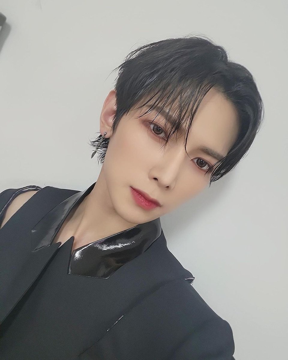 n년 전 오늘의 여상 tweet media