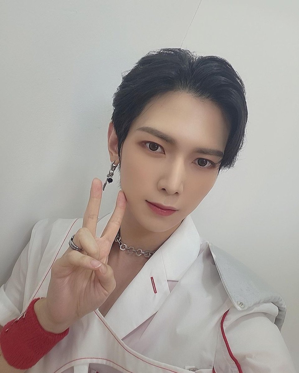 n년 전 오늘의 여상 tweet media