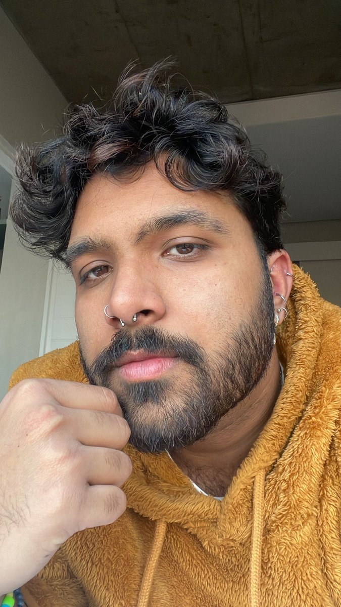 (っ◔◡◔)っ ♥ ♥ tweet media