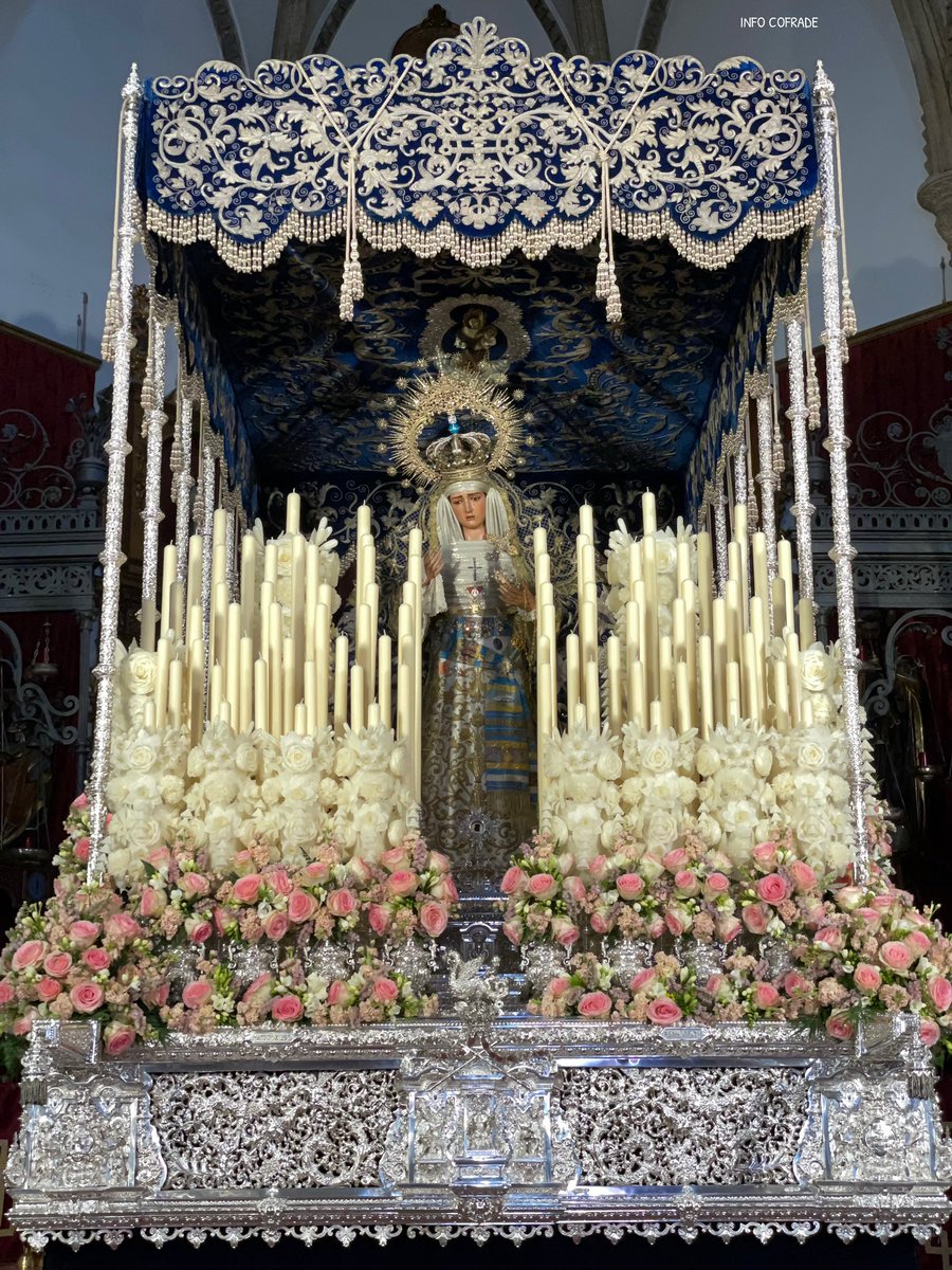 info_cofrade's tweet photo. Azul y plata 🤍💙 https://t.co/IB2mIBIGS5