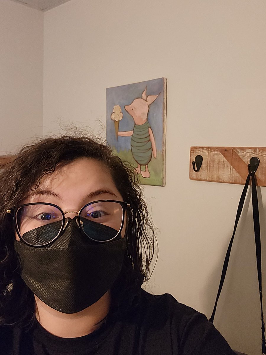 shoutingtitan's tweet photo. @twatts_up I'm visiting a couple friends in Portland and we went to a doughnut and chai place, their bathroom didn't have a mirror but that didn't stop me from taking a bathroom selfie https://t.co/aoAWlDlNtG
