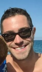 OngariDeanna's tweet photo. Ragazzi mi Γ¨ venuto un dubbio Γ¨ partito rasato dai lati e nella foto che sembra di oggi ,ma con i capelli non ci siamo
Non crescono così velocemente
Che ne pensate.........
#tzvio https://t.co/cFMxbUsOLp