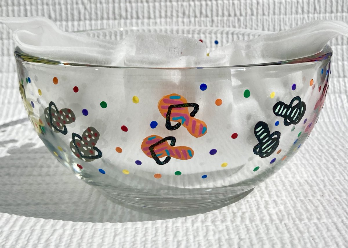 etsy.com/listing/145361… #bowl #candydish #paintedbowl #SMILEtt23 #summerdecor #giftideas #handpaintedbowl #flipflops