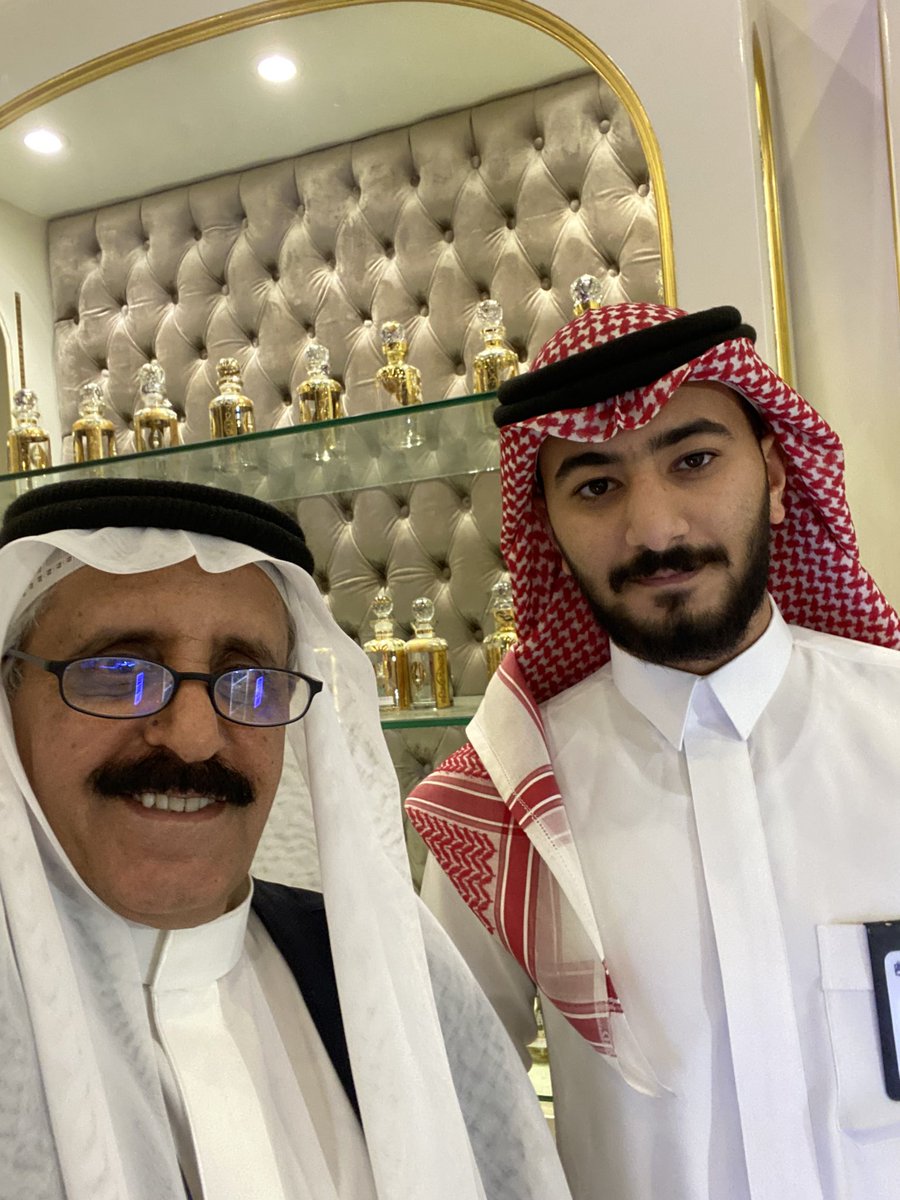 jomanalkarat's tweet photo. التقيت بالشاب مالك بن عبدالله بن حابش الحفيد السابع للفارس والقائد صالح بن مسفر بن حابش  الغامدي من قرية القرن ببني سالم-  بني ظبيان, أمير غامد عام 1222هـ / 1807م
تمنياتي للشاب مالك الغامدي بالتوفيق https://t.co/WtKQXLqWSv