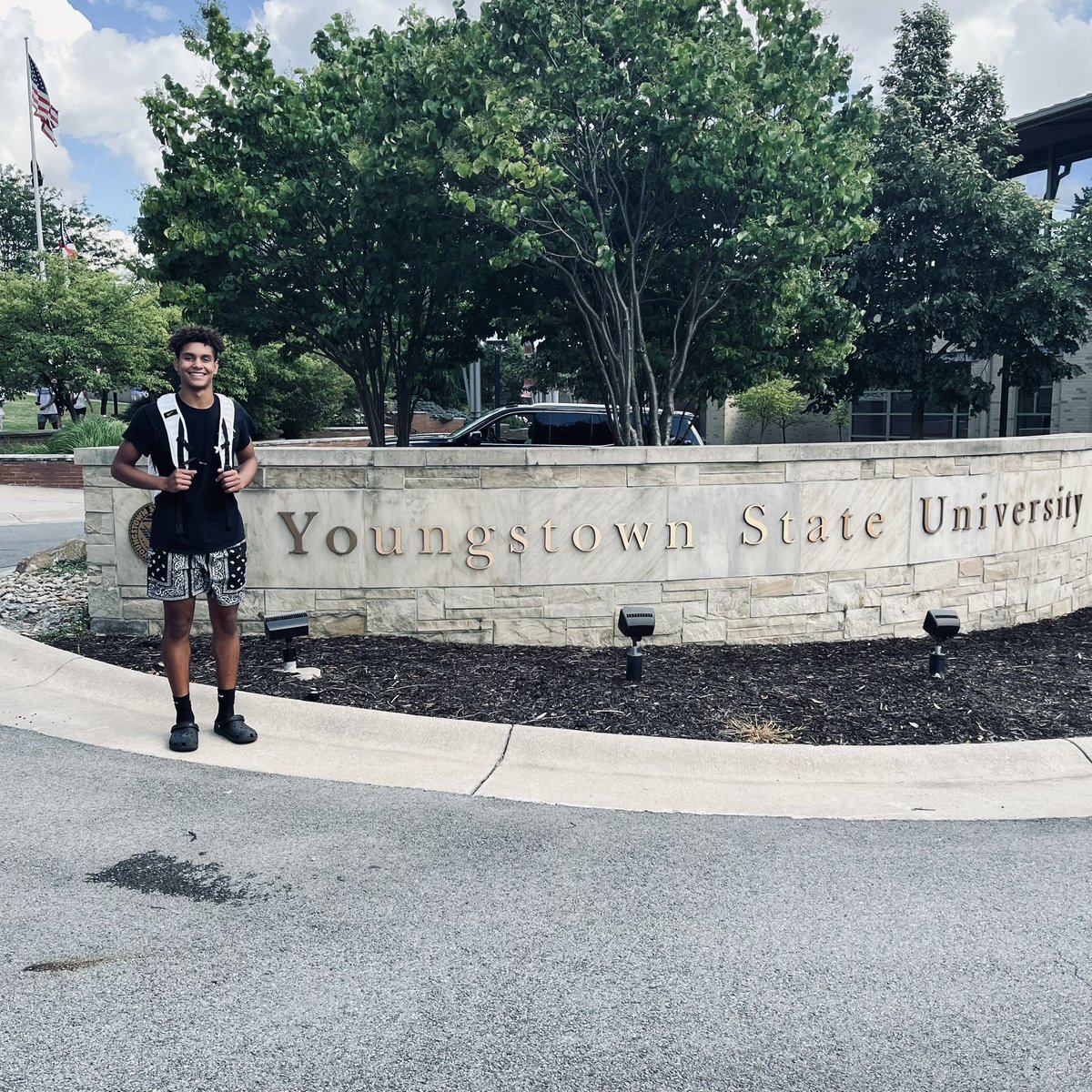 caydenjones06's tweet photo. Thank you for allowing me to attend the camp. Learned a lot and had a great time. Hopefully, more great opportunities to come. @YSUCoachCalhoun @YSUMensHoops @FPHSMensBball @Dmccommons2 @GemCityBC @TPHoopsOH @SKeim09 @clay_darryl https://t.co/dkkvzrWo0u
