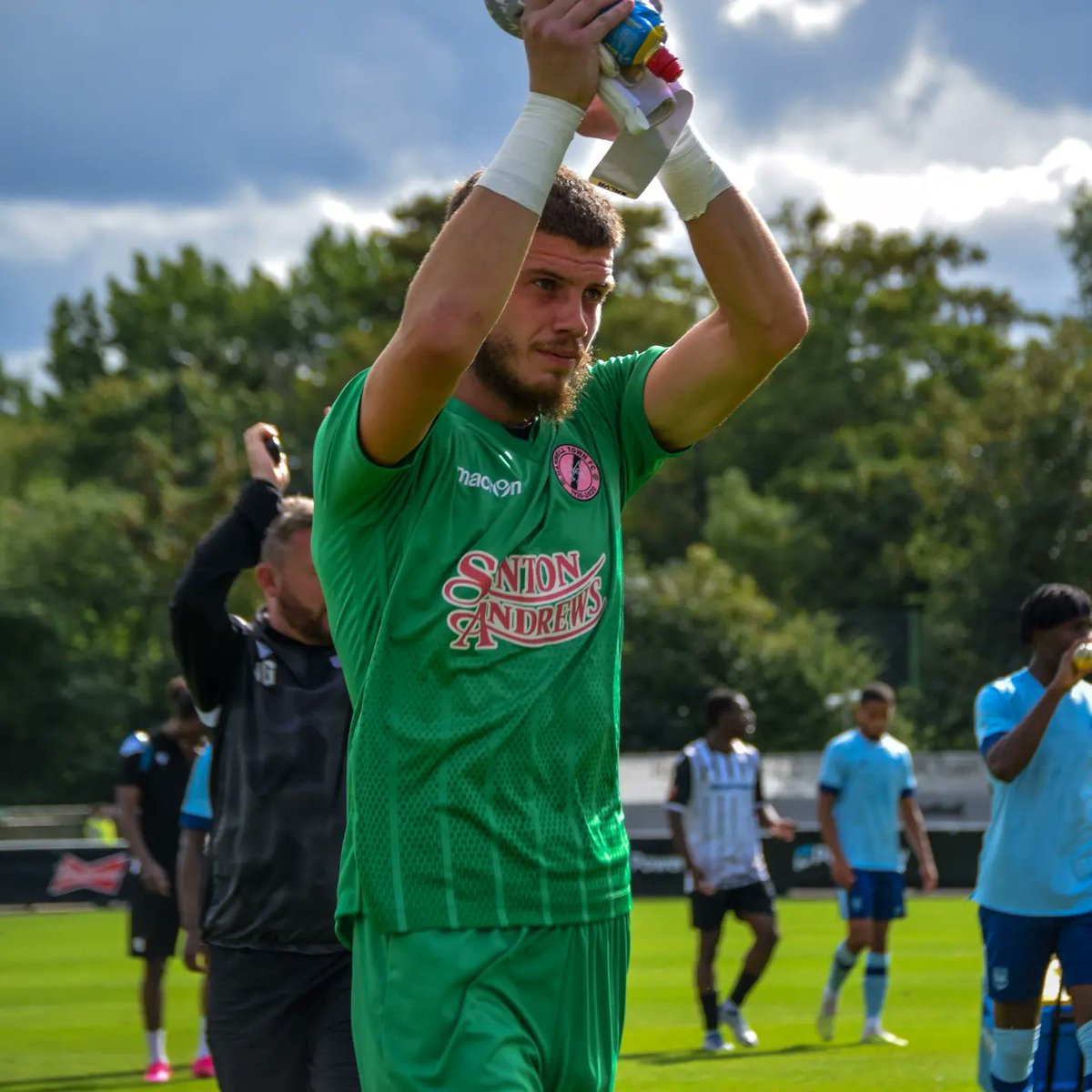 nathans999's tweet photo. A few snaps from @hanwelltownfc v Brentford B this afternoon ⚽ https://t.co/YB6IH3p94o