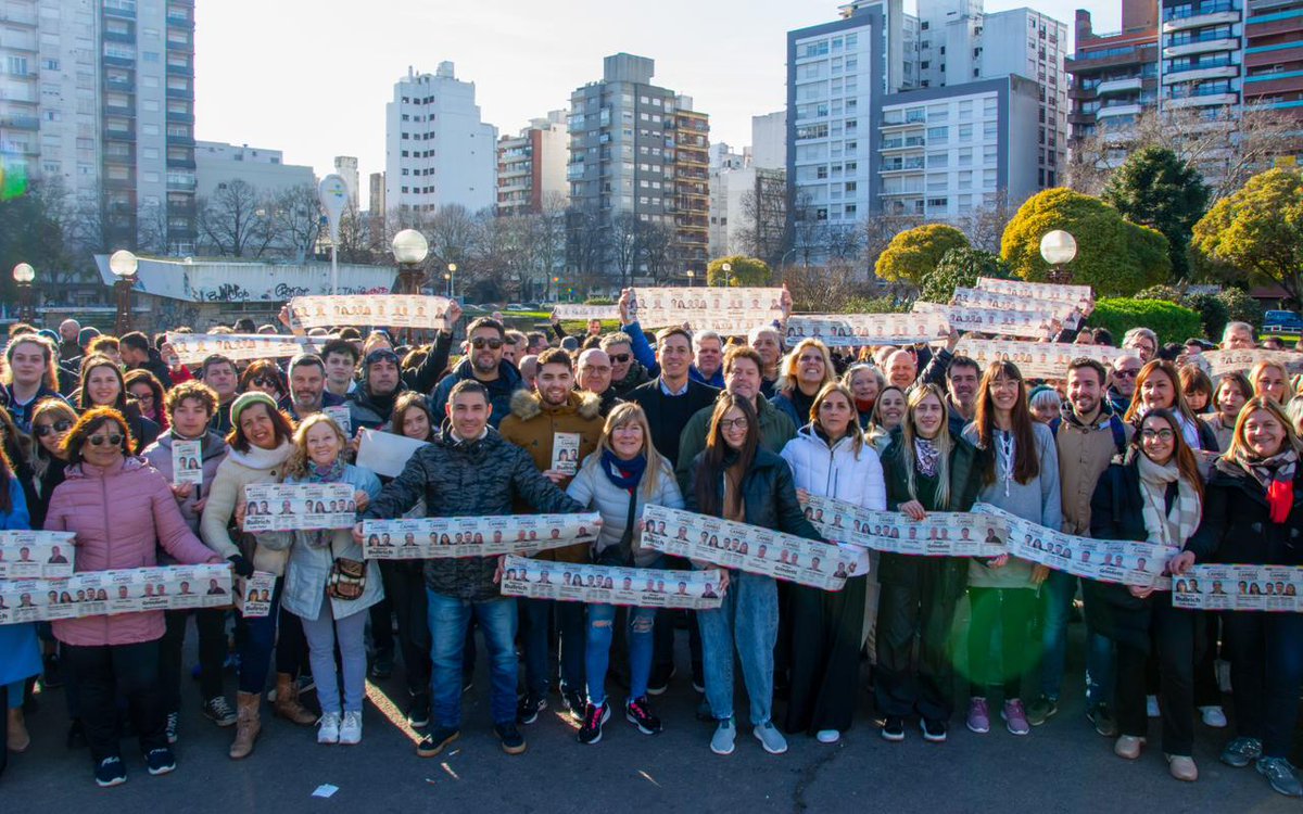 Juntos somos más fuertes. 
Somos #LaFuerzadelCambio en Mar del Plata, Batán y Sierras 💪🏻

Este 13 de agosto votá lista 132B 🗳️