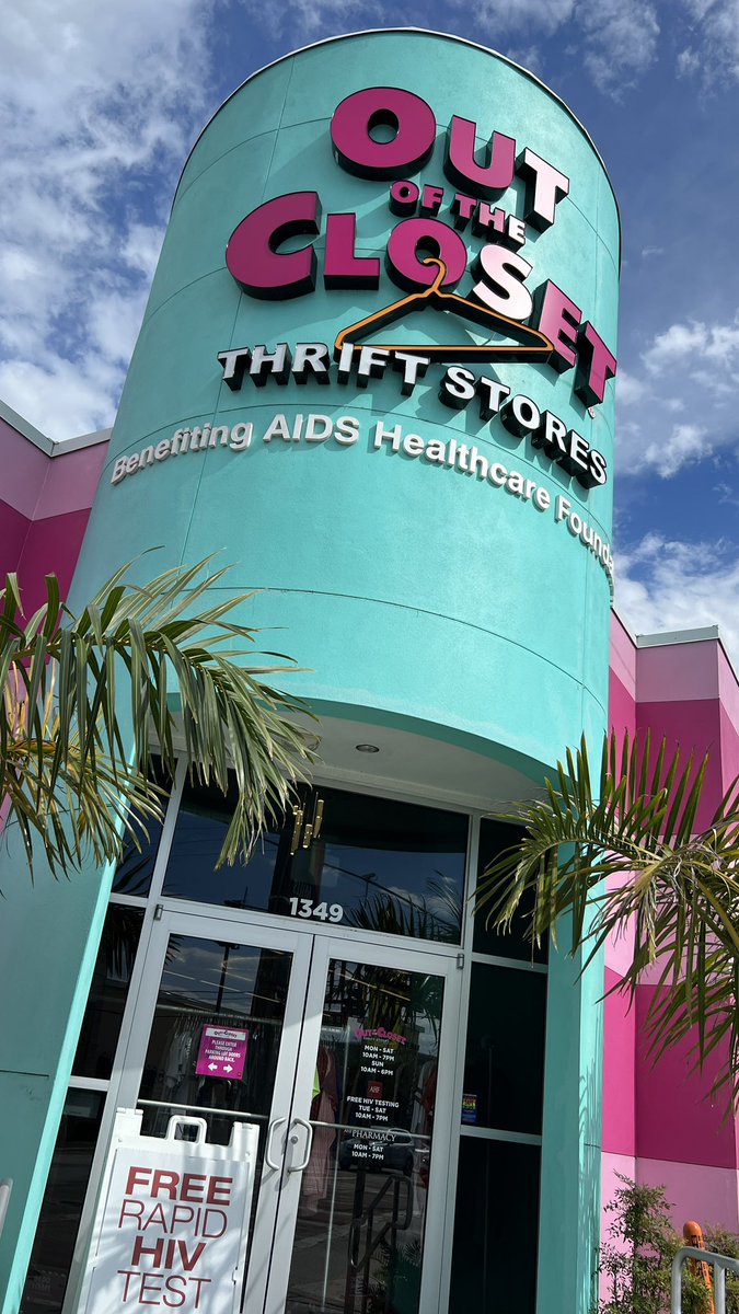 JustinRuka's tweet photo. Love this LGBTQ 🏳️‍🌈 thrift store I can walk to in #orlando - and does free HIV testing for anyone  @OutoftheCloset https://t.co/OrC3OACn5a