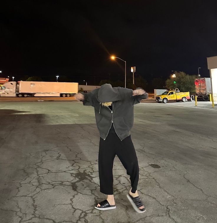 pov: nosso fake dating ficou real demais e sua galeria ta assim