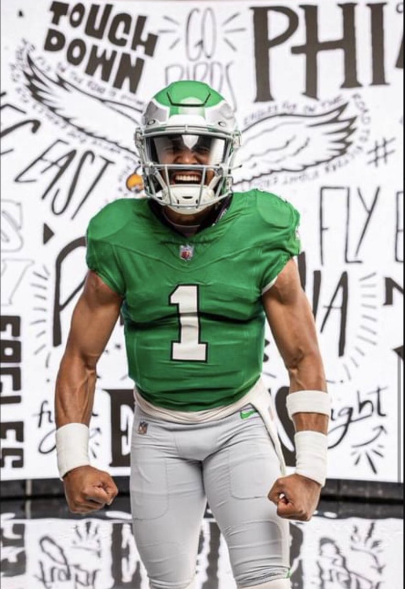 JoshReynolds24's tweet photo. The Birds Kelly green jawns leaked &amp; I don’t think I’ve ever loved a uniform more in my entire life… They’re literally perfect.

SO perfect actually that I want to give one away! Like this tweet, follow if you want &amp; I’ll pick a winner Monday!

Good luck! Go Birds! https://t.co/SVOvTBvl2V
