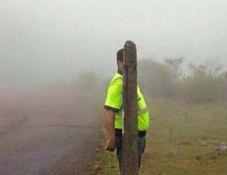 yo ocultando las ganas de invitarte a tomar mates