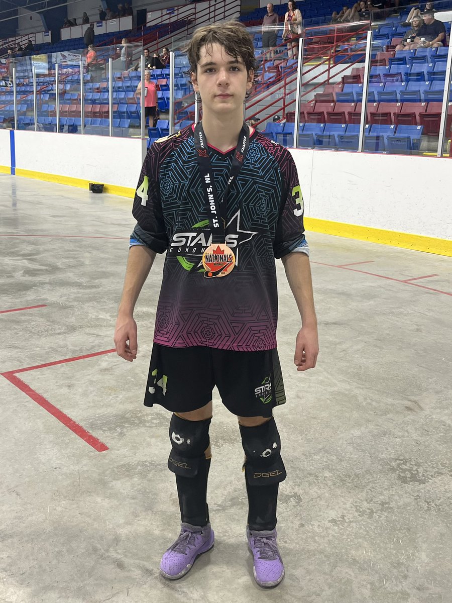 _Stewy_17's tweet photo. Bronze medal winners at U15 @CanBallHockey National tournament in St. John’s NFLD 🚨🥉

#EdmontonStars https://t.co/SkVQxVpq35