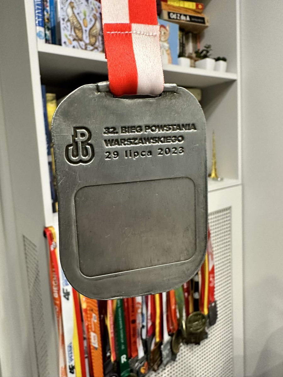 kolaczkrzysztof's tweet image. Podwójne PB. ✅🏃🏻‍♂️🔥 Z lekkim zapasem. 46 min. Celowym, bo za tydzień poprawka w Londynie (zaplanowana). Niebawem ruszamy. ✈️🇬🇧🏅 #keeppushing #team44 #bieganie