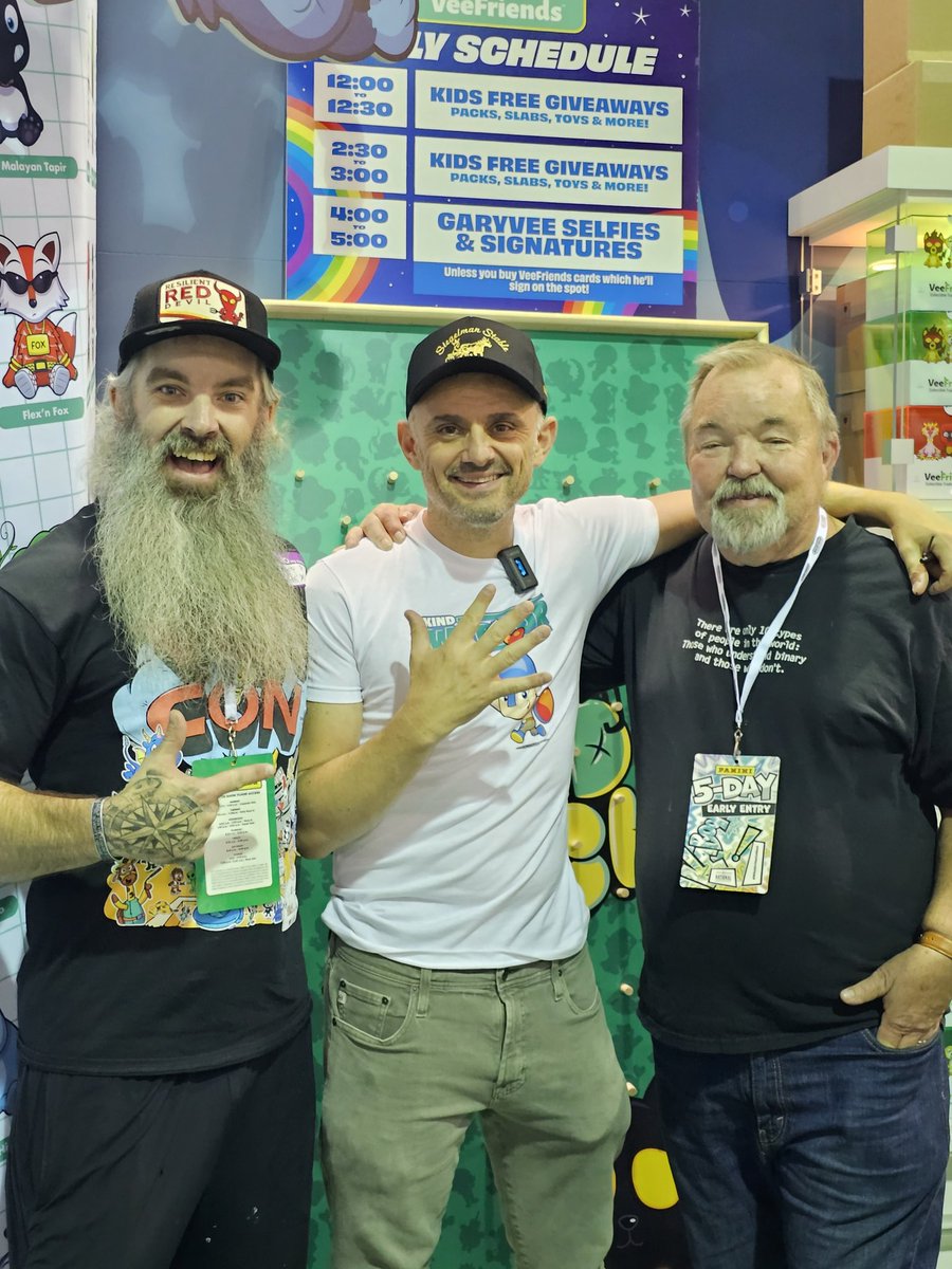 IAmJakePryor's tweet photo. Talk about, quite possibly, greatest weekend yet?  Got to build a #veefriends #plinko board.    Got to spend the weekend with my dad at #NSCC23.  Introduced him to my friend @garyvee.  Got to attend #nscc23takeover hosted by @KATZNESS @iJayRob and meet so many others.  #grateful https://t.co/EV8qPBlWnB