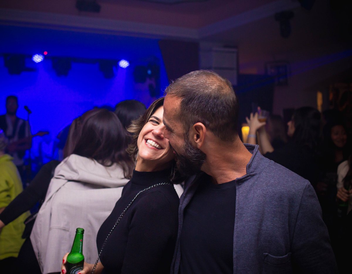 Feliz aniversário para a melhor pessoa do mundo!
<a href="/junior_janir/">Janir Júnior</a>