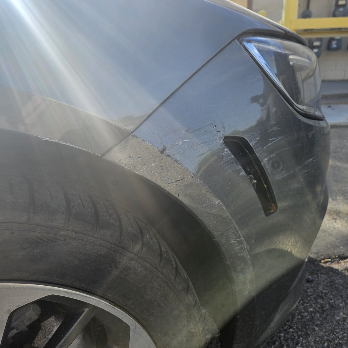 AfterAnAutopsy_'s tweet photo. I hate this city. Some douchebag hit my car last night at my apartment complex. No note. No nothing. https://t.co/mOlIu0W87f