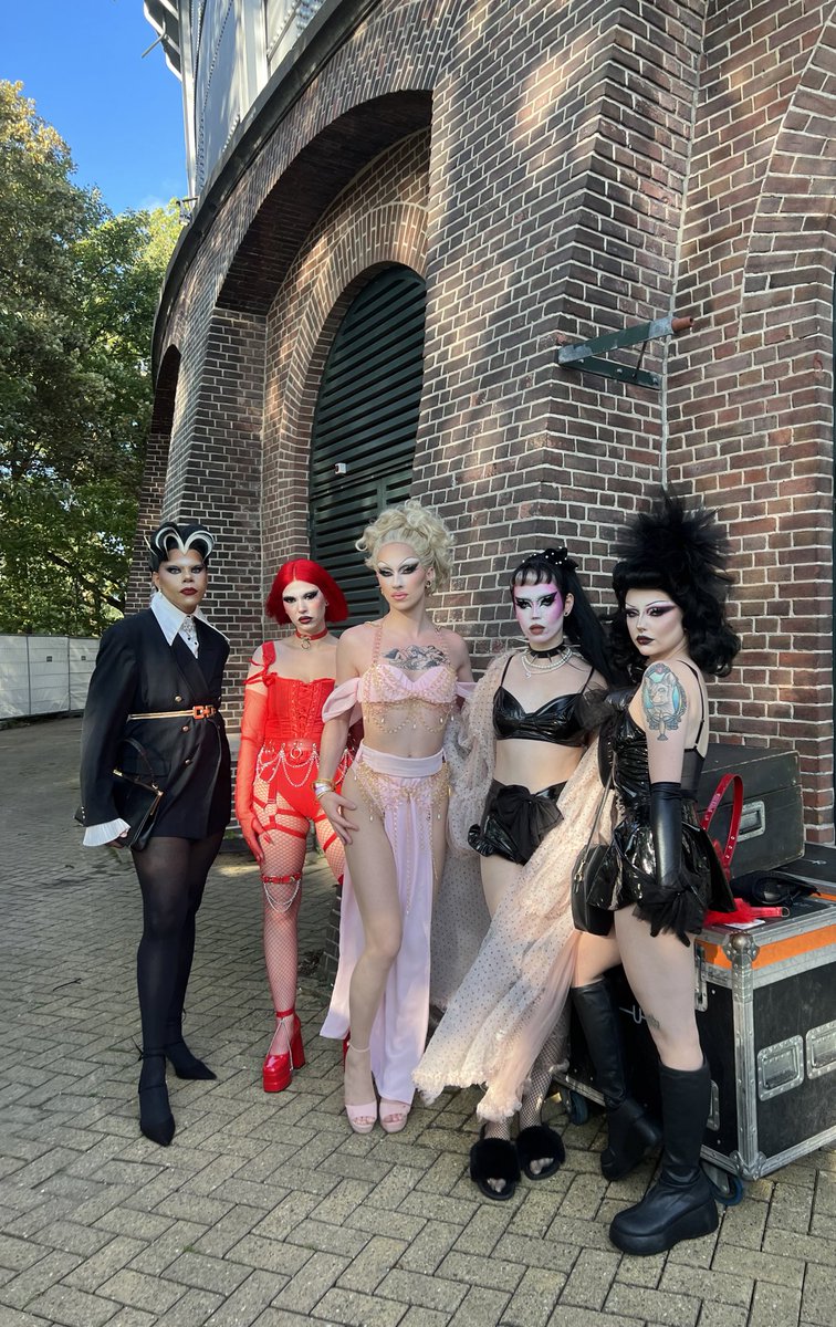 minxgenesis's tweet photo. hi I rarely use this acc anymore help but I wanted to let u guys know we ate today 👹 https://t.co/IO8ndtH3B0
