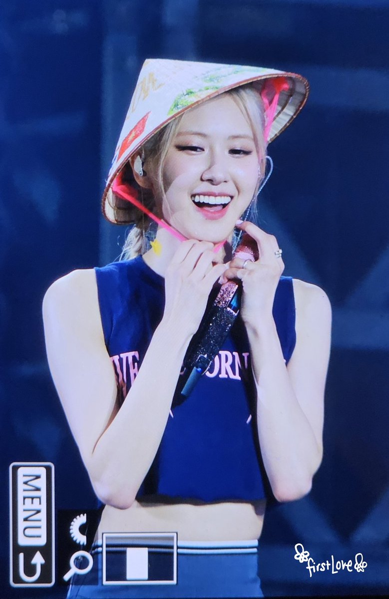 230729 BORN PINK IN HANOI

귀엽다 채영아..  🥹🥹

#블랙핑크 #로제
#BLACKPINK #ROSÉ
<a href="/BLACKPINK/">BLACKPINKOFFICIAL</a>