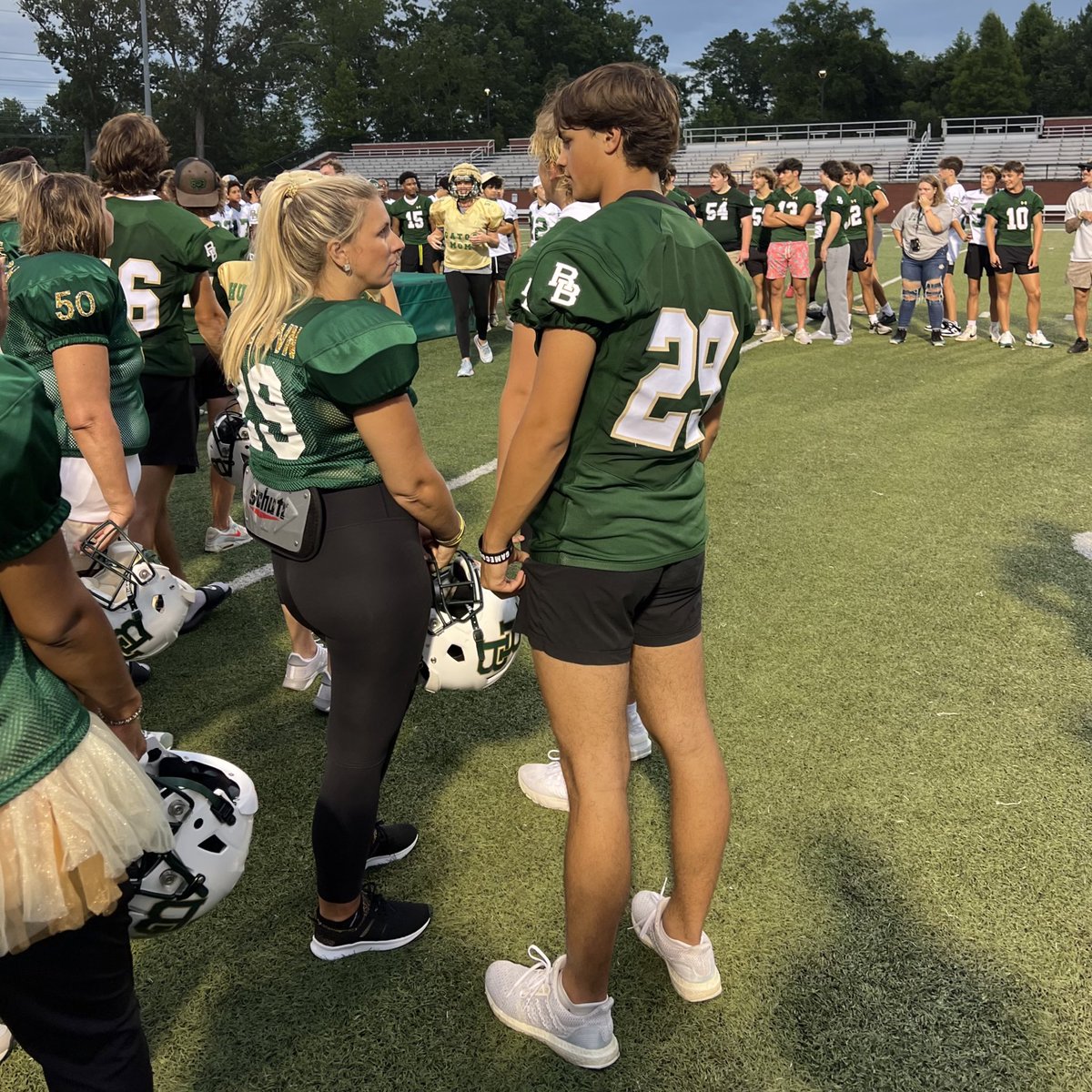 _AMcCown's tweet image. Meet the Gators Night✅ Thank you for everyone who came out! #GatorNation #GoGators 🐊