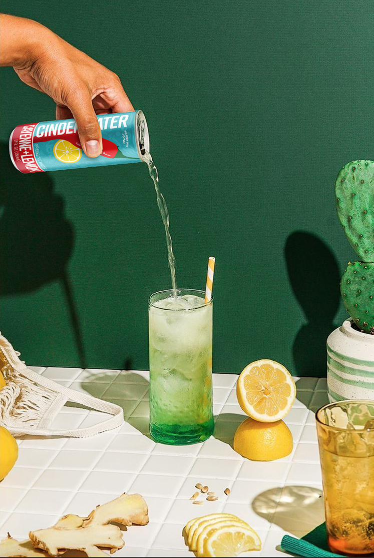WaterCinder's tweet image. With a hint of lemon and a little bit of spice, Cinderwater is the perfect dose of bubbly to cool down on a hot summer day! 

Crack open and enjoy the taste of refreshment 🌶💧

 #perfectdose #hotsummer #cooldown #spice