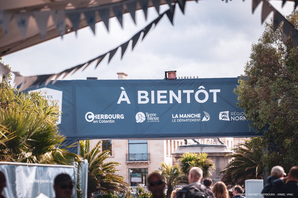 👋{𝐀 𝐛𝐢𝐞𝐧𝐭𝐨𝐭 }👋 🇫🇷 - La 50ème édition de la Rolex Fastnet Race s’achève aujourd’hui avec la Patrouille de France qui survole Cherbourg-en-Cotentin. 😍Cette édition anniversaire est marquée par une participation exceptionnelle. UN GRAND MERCI à tous.