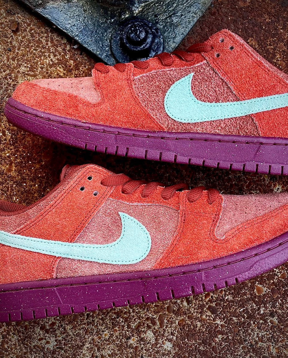 Pure Boardshop tweet media