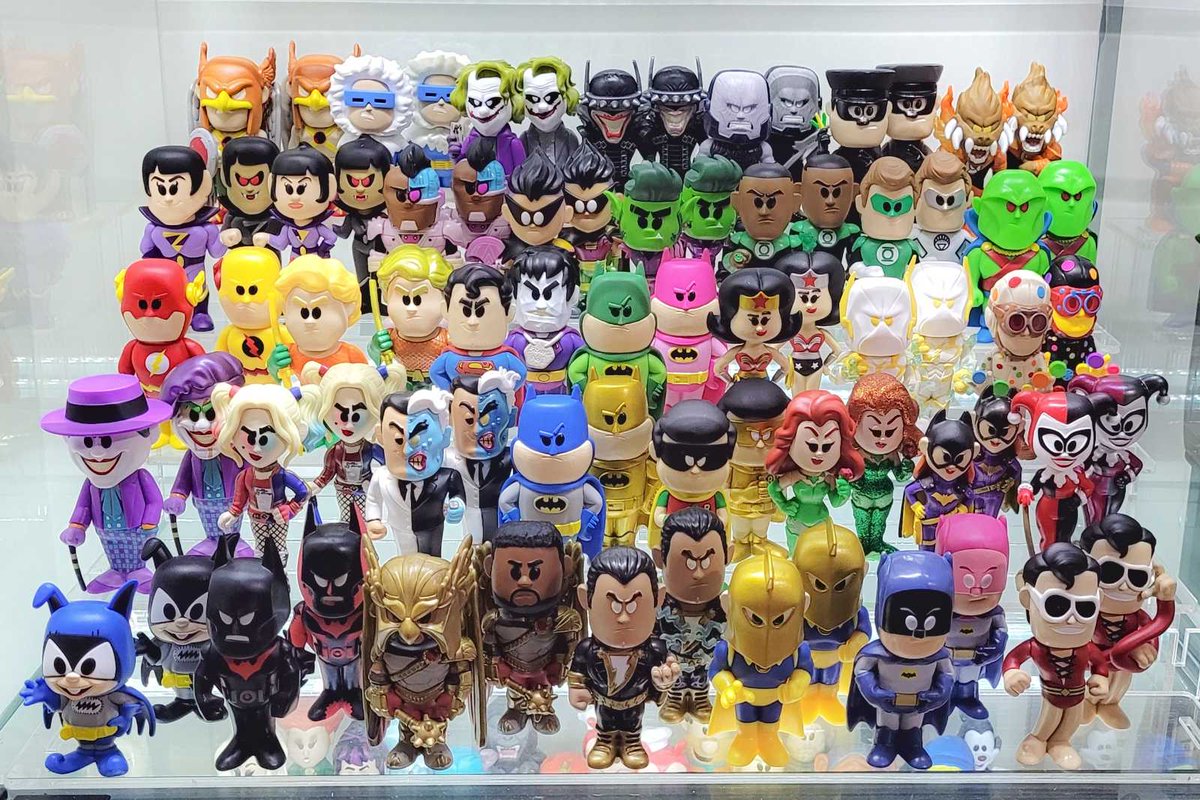 funkobatguy's tweet photo. Sharing my #FunkoSoda DC Collection sets for #FunkoSodaSaturday

@funko @brianmariotti 

PS: We all know how busy Funko team is these past few days, lets give them a rest and do a cheers with our soda. 🥳 https://t.co/e3vRipSoMj