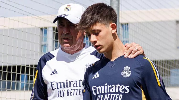 Madr7dismo's tweet photo. ¡MALAS NOTICIAS CON ARDA GÜLER! 

Tras las pruebas realizadas a Arda Güler se le ha diagnosticado una lesión en el menisco interno de su rodilla derecha. El jugador viajará a Madrid en las próximas horas para continuar con tratamiento específico. https://t.co/anI979fOq2