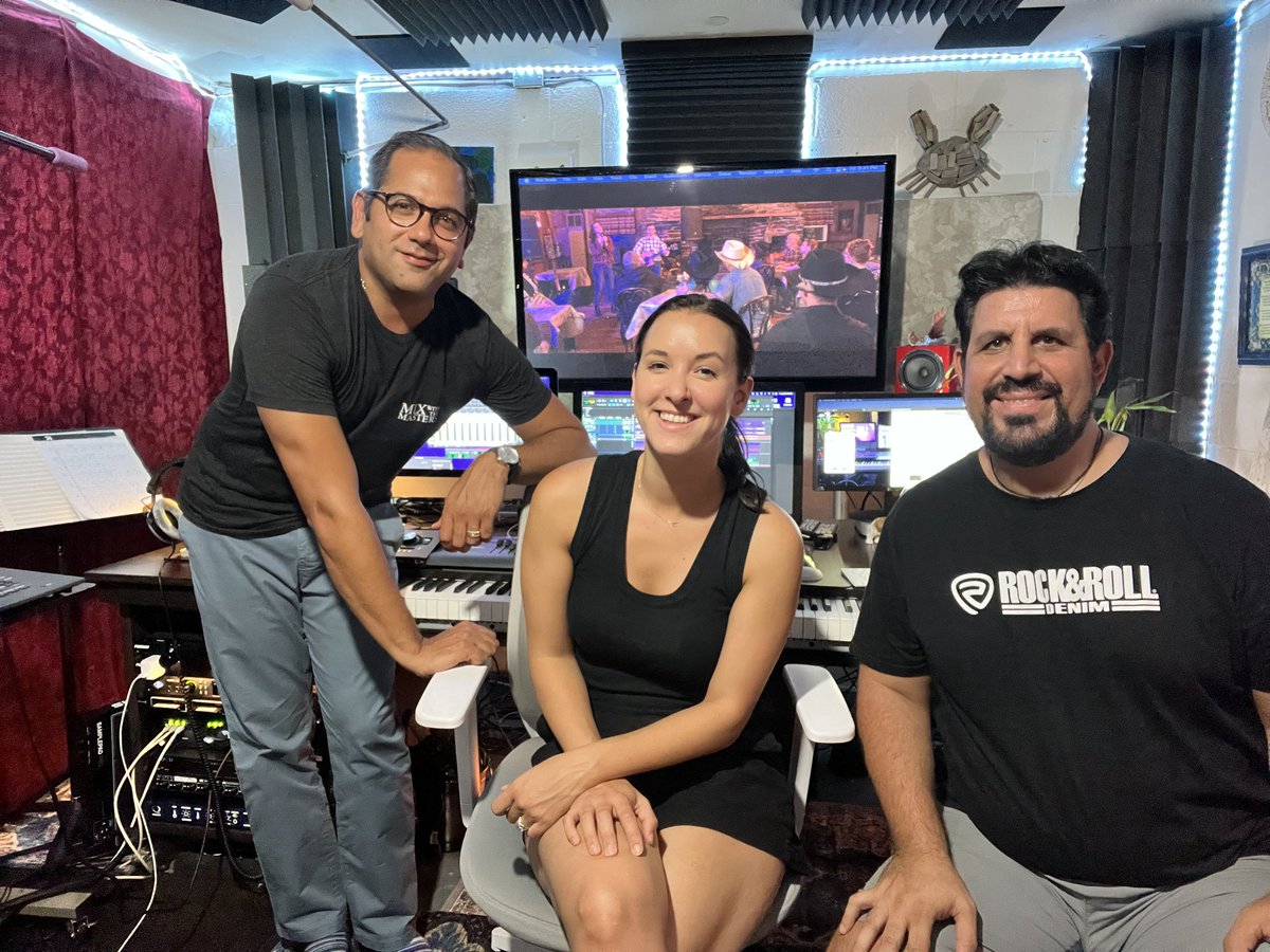 IamAntRodriguez's tweet image. What happens after the Dub session? We enjoy some cuts from the ebenezerthetraveler movie. Oh, and awesome convo too! #filmscoring #voicedubbing #musicforfilm #musictopicture #musiccomposer #filmdirector #actress #valentivisionfilms #production #musicproduction #filmproduction
