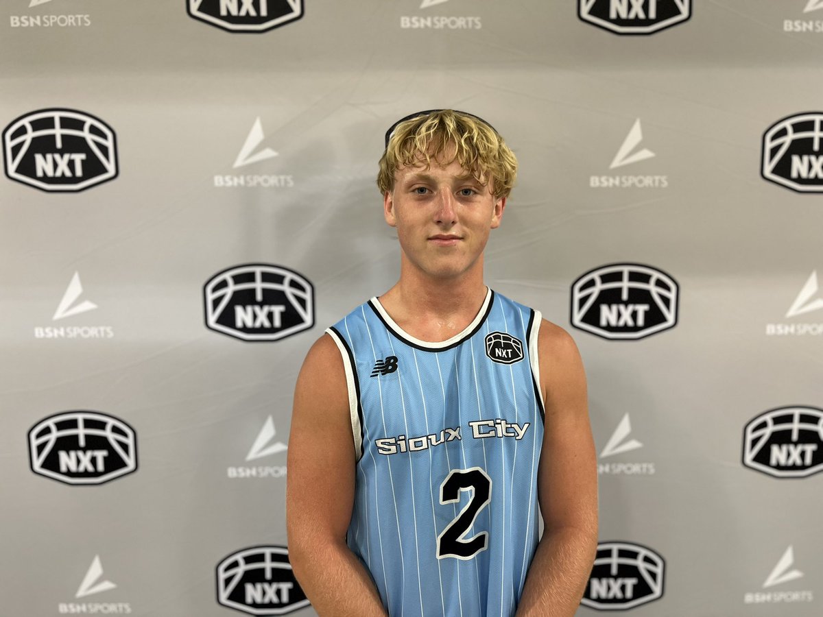 16u Sweet 16: going to be tough to beat the performance from 2025 G Carson Hoogeveen. Splashed 8 threes in a dominant effort from his team

<a href="/CarsonHoogie/">Carson Hoogeveen</a> <a href="/ArenaBasketball/">Arena Basketball</a> <a href="/PRO16League/">PRO16/NXTPRO League</a> @NXTPROIA