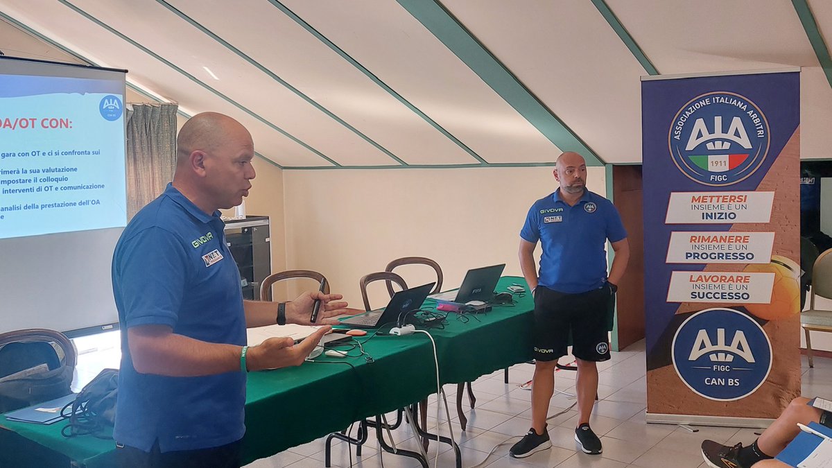AIA_it's tweet photo. A Montecatini Terme si è svolto il raduno Playoff congiunto per i migliori arbitri #canbs ed osservatori #conbs https://t.co/MqE3AINUsN