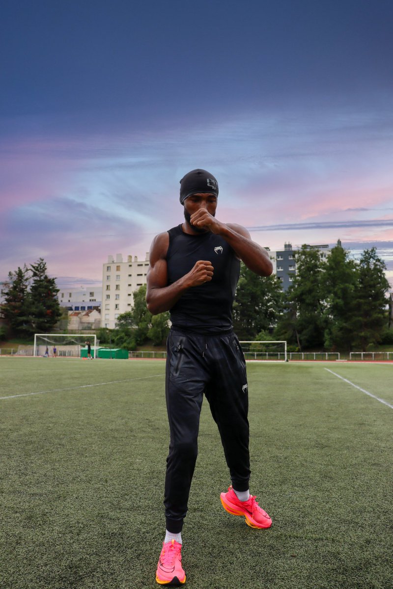 SalahdineP's tweet photo. The camp life 🦾
J-21 😤🤲🏽 https://t.co/Zl8fEKHZJy