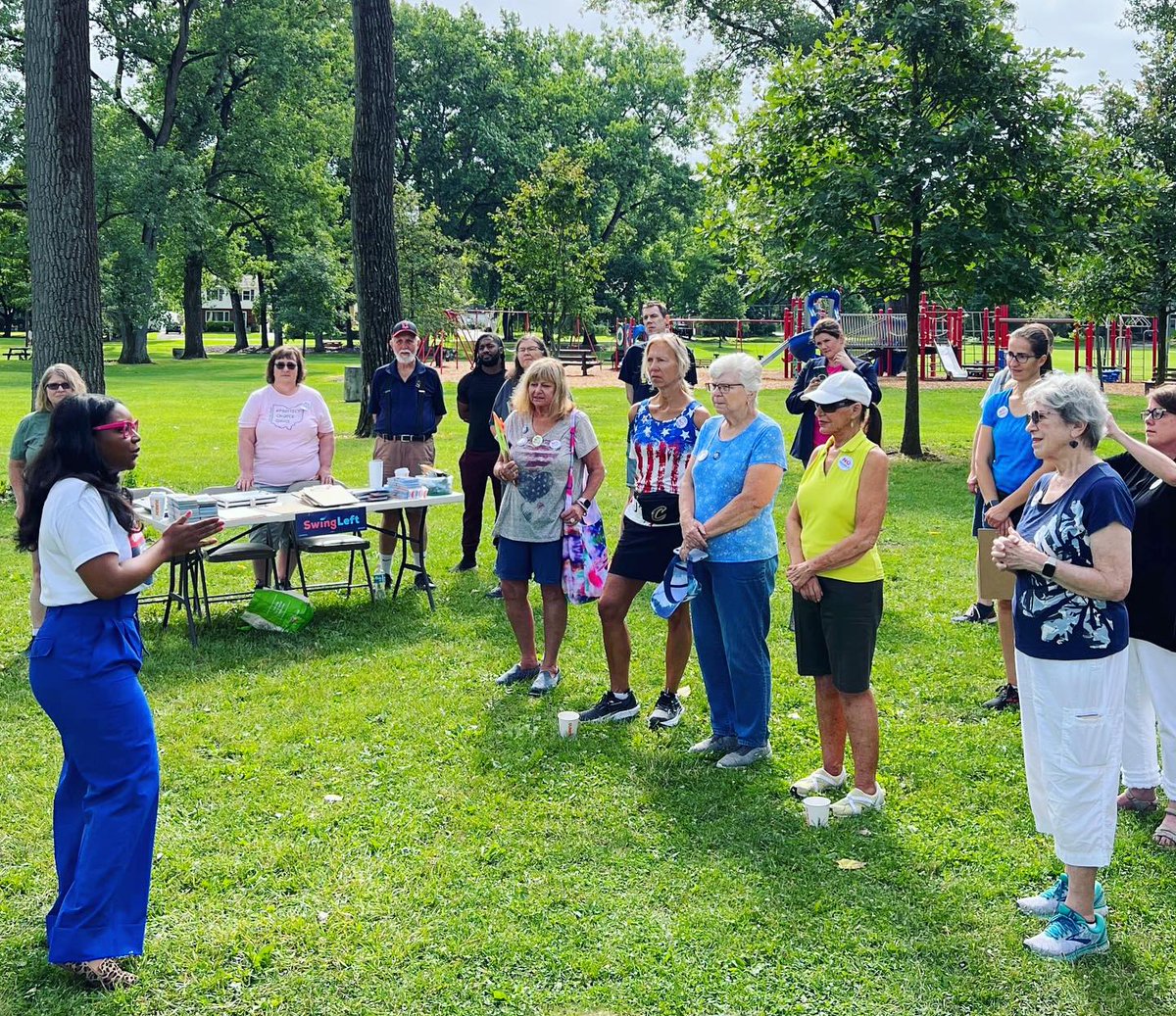 swingleft's tweet photo. 📋🗳️ We had an amazing morning canvassing in Akron, OH with @EmiliaSykesOH @OHDems to make sure voters had a plan to #VoteNoOnIssue1! Folks are fired up and ready to protect democracy in Ohio. https://t.co/cWzWtFNRmV