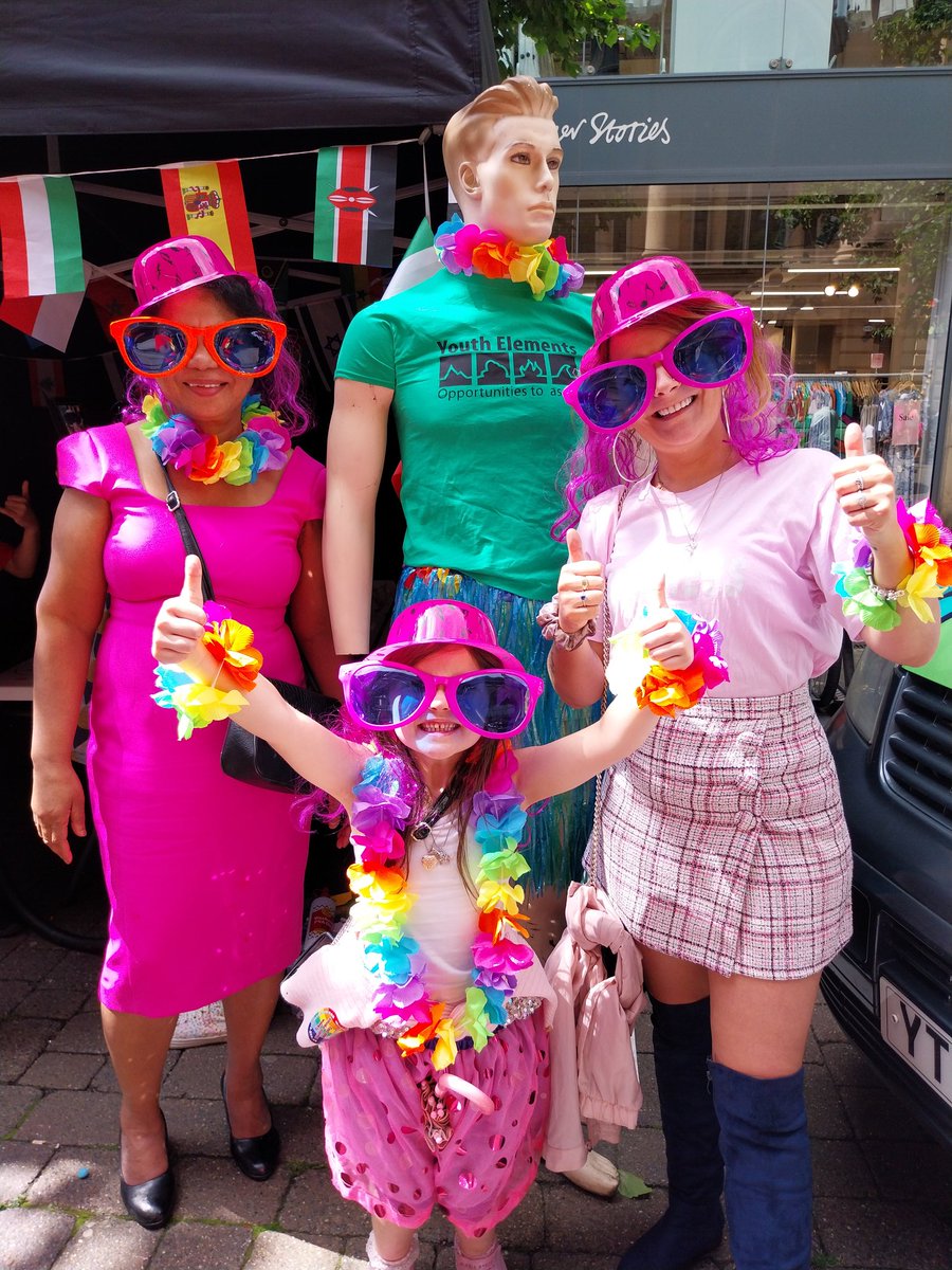Youth Elements (@youthelements22) on Twitter photo Brilliant engagement at Manchester Day. It's lovely seeing people getting dressed up and having  great fun!! <a href="/ManCityCouncil/">Manchester City Council</a> @DCSManchester <a href="/amina_waldron/">amina waldron</a> Brilliant engagement at Manchester Day. It's lovely seeing people getting dressed up and having  great fun!! <a href="/ManCityCouncil/">Manchester City Council</a> @DCSManchester <a href="/amina_waldron/">amina waldron</a>