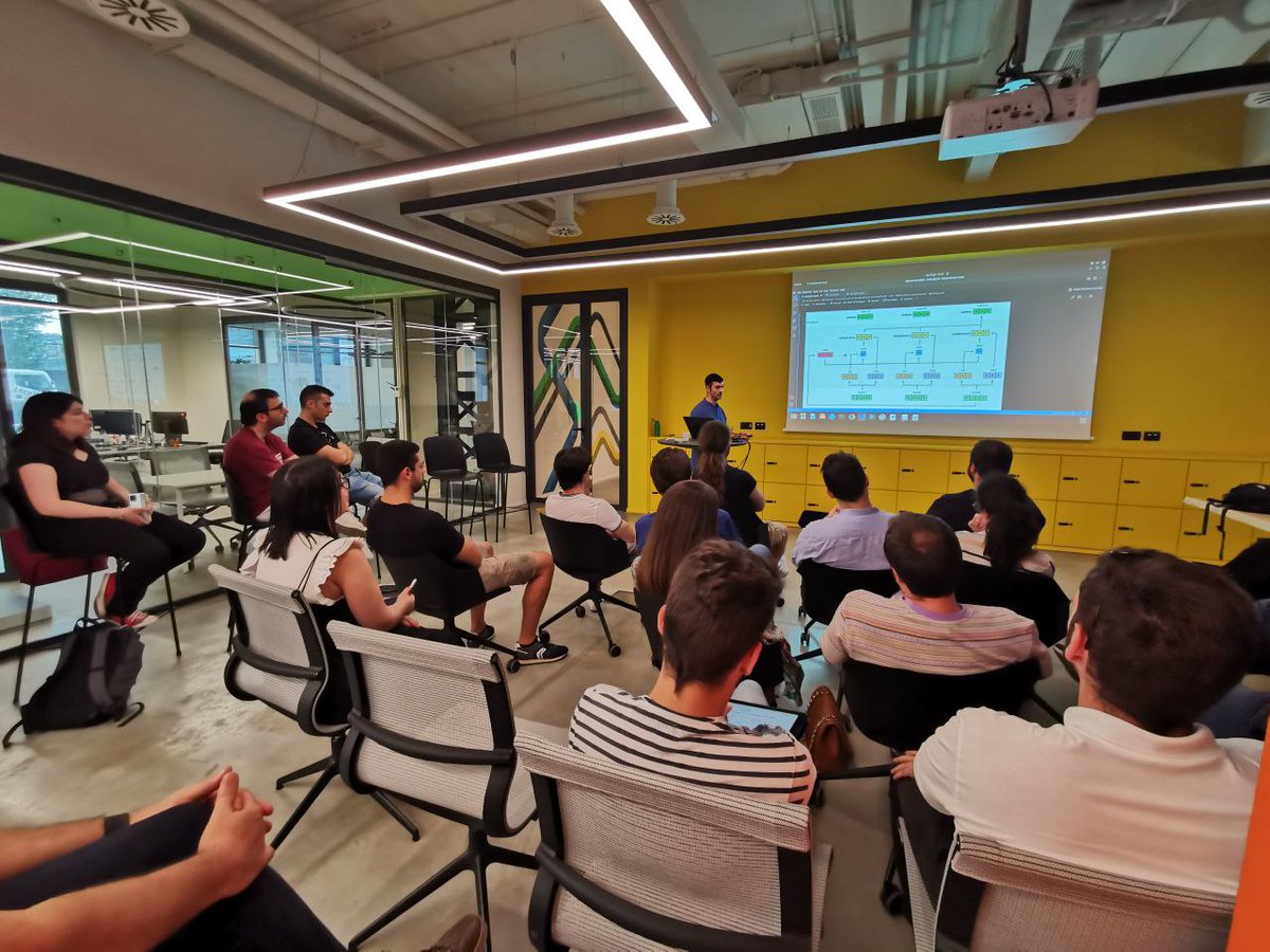 pyrecommunity's tweet photo. Un mese è volato da quando ci siamo incontrati per l'ultimo meetup Python Reggio Emilia! 🎉
Grazie a Enrico Lari, Energee3 e @wr_it per averci ospitato!
Ci stiamo godendo una pausa estiva, ma siamo pronti a tornare a Settembre!
#PythonReggioEmilia #ReggioEmilia #PyRE https://t.co/dUrqQvmFbU
