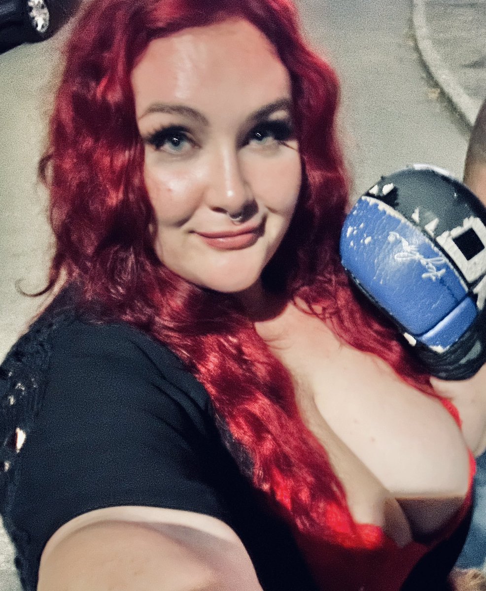 redduchessxo's tweet photo. Email officialredmm@gmail.com
To book a session with me!
Aug 9-15
St Petersburg Florida for @FetishCon
Aug 15-20
Miami Florida
#sessiongirls #fetishcon #fetcon #redduchess #redduchessxo #bbw #bbwwrestler #bbwdomination #bbw #redhead #bbwfighter #bbwfetish #fantasywrestling https://t.co/cpuOlRN513