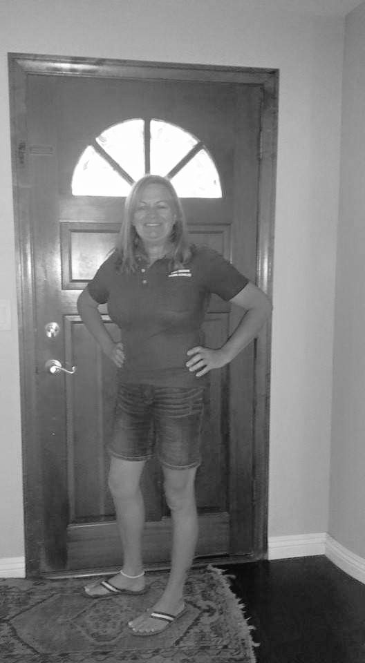 sunny_joni's tweet photo. When I found my shirt from my favorite job in high school and had to try it on. #trailguide https://t.co/dMLRPlFc3e
