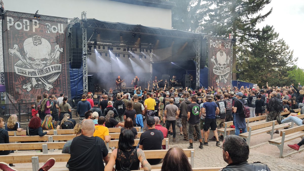 BocekMedia's tweet photo. Já bych tu mohl být věčně! 🤘
#Trutnov #FestPodParou https://t.co/Xq5C6lrRvR