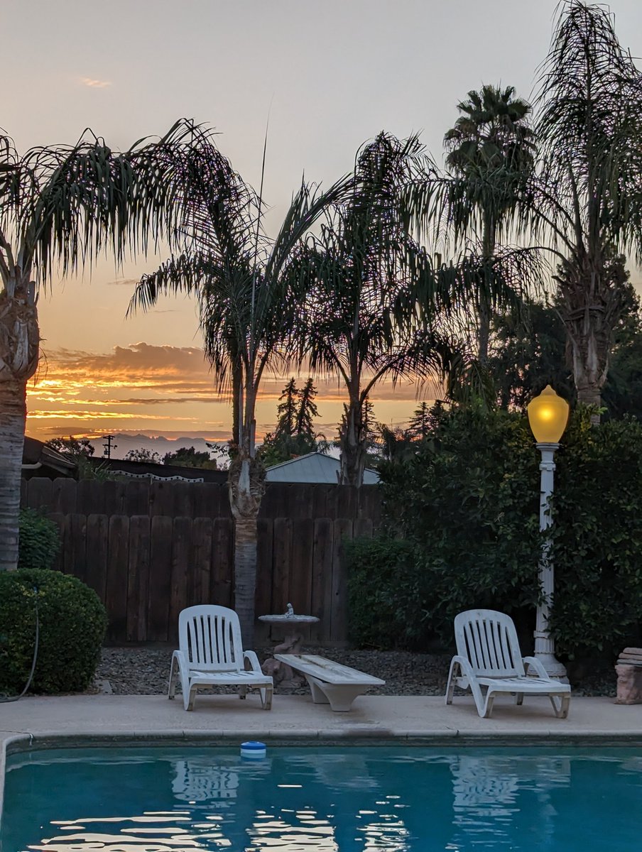 Happy Saturday!! It's a beautiful morning!! Go live your day to the fullest #live #morning
