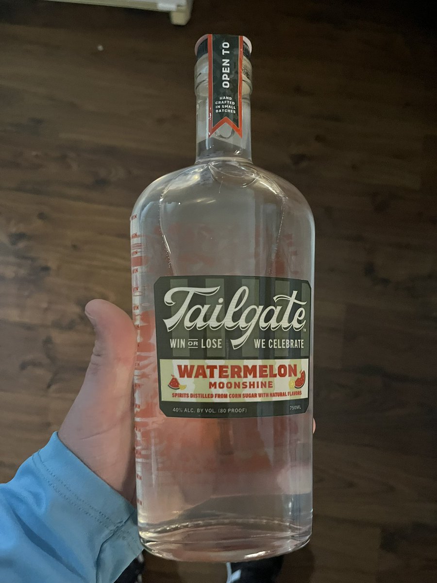 Drewbeedoo2020's tweet photo. @dpshow can’t wait to try this!!! Wasn’t able to get it ordered before it ran out the last two times. 
#tailgatemoonshine #dpshow #winorlosewecelebrate #lovetheshow #firsttimelongtime #LetsRide 
@HiMyNameIsSeton @PrinceMarv13 @PaulPabst @brooklynfritzy https://t.co/eD9thn9Uht