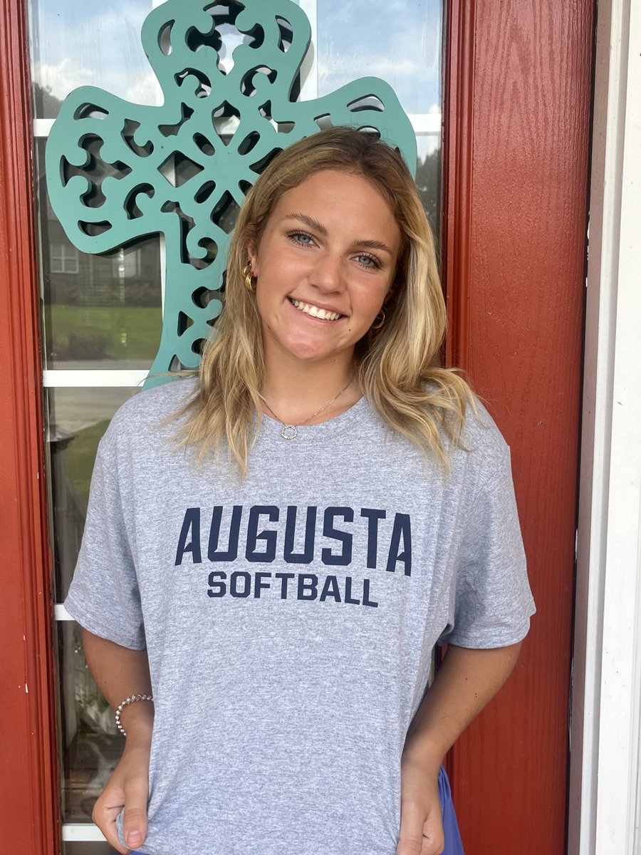 audrey_a12's tweet photo. So excited!! 
@AUG_Softball 
@ECBullets18U 
@swaffstar https://t.co/aRf4MwnggN
