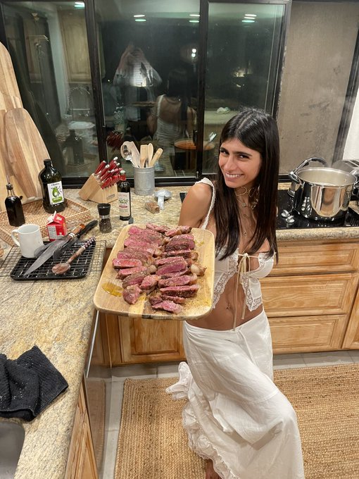 🍄🪐💫🏜️🧡 https://t.co/iPZuhiA6YQ