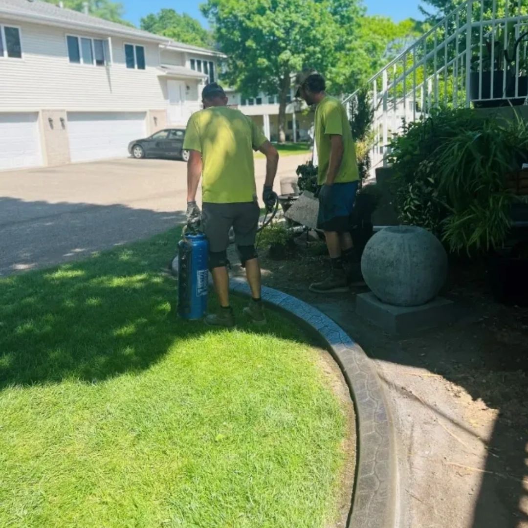 qualitycurbing's tweet photo. The difference between ordinary and extraordinary service is adding that extra bit of effort. Going the extra mile for our clients is just the norm for us. https://t.co/i6xzRvhKko