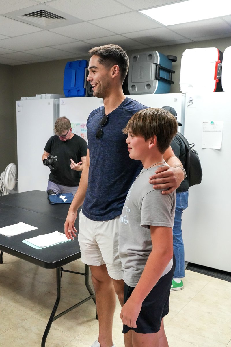 Our Texas One Fund Athletes had a great time helping out at @hungrysoulsatx 🤘 Hungry Souls provides opportunities for food insecure children in the Austin area to have the nutrition necessary to succeed. Check out bit.ly/TX1FundPartners to learn more about our partners!